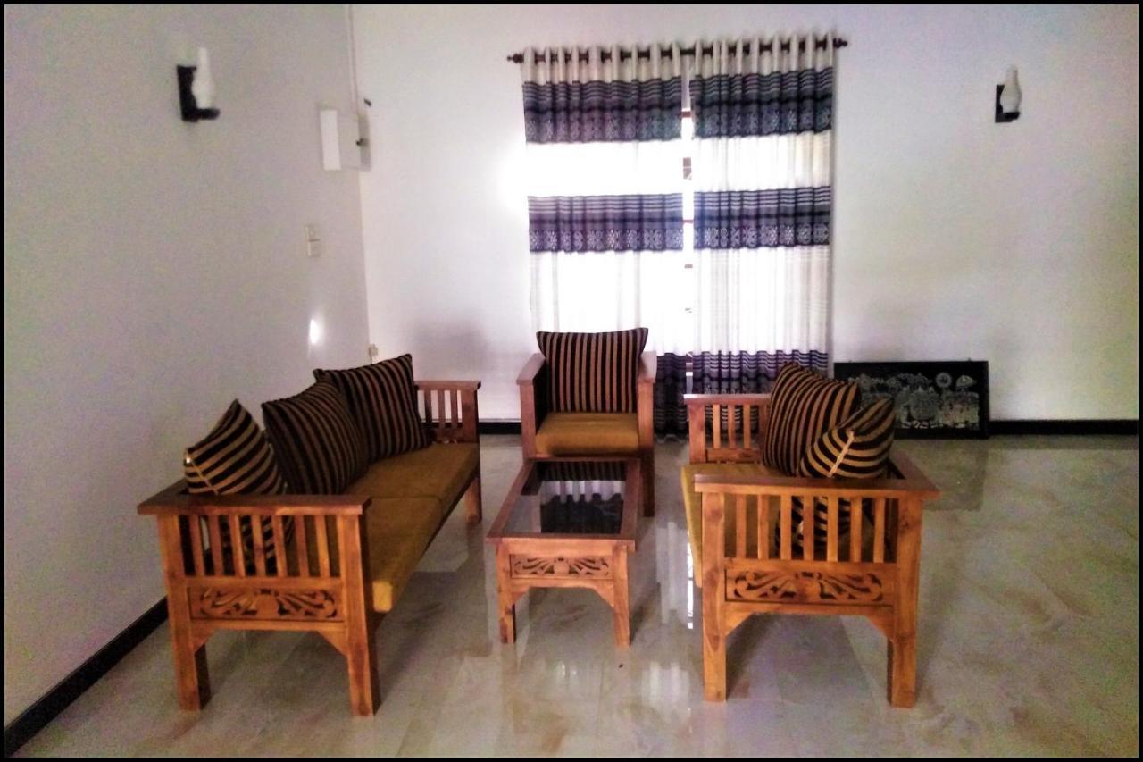 Silver Sand Villa Дамбула Екстериор снимка