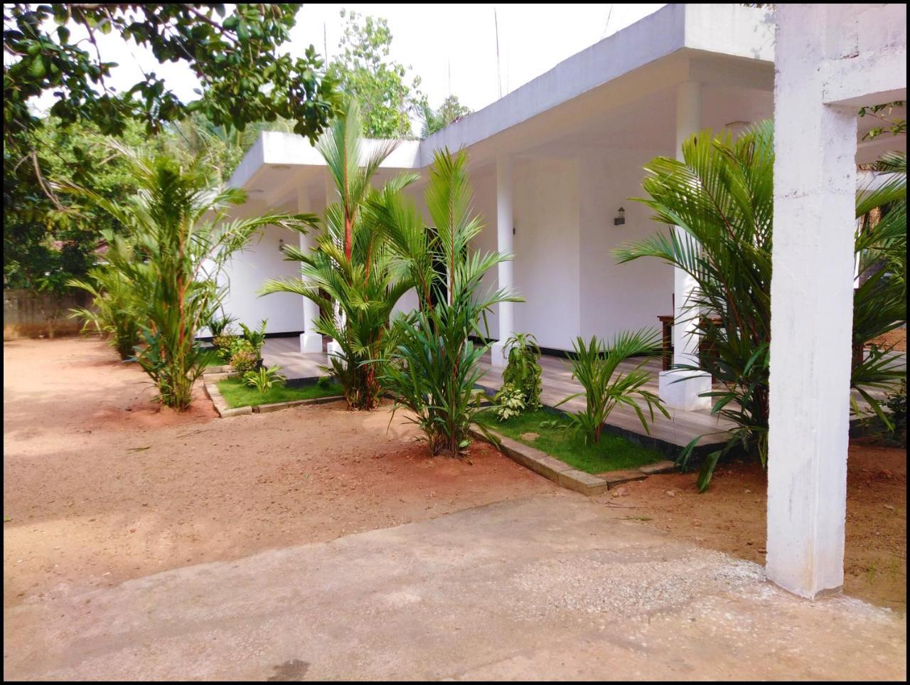 Silver Sand Villa Дамбула Екстериор снимка