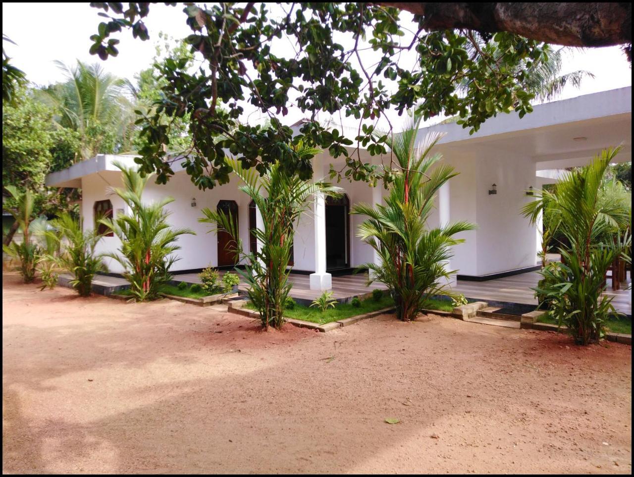 Silver Sand Villa Дамбула Екстериор снимка