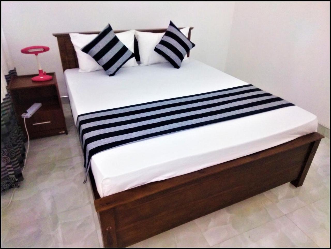 Silver Sand Villa Дамбула Екстериор снимка
